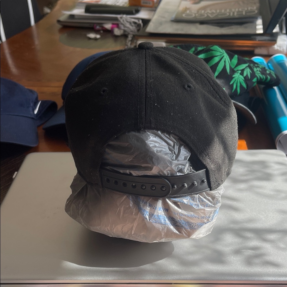 New Era Black 9FORTY Baseball Cap - Picture 3 of 3